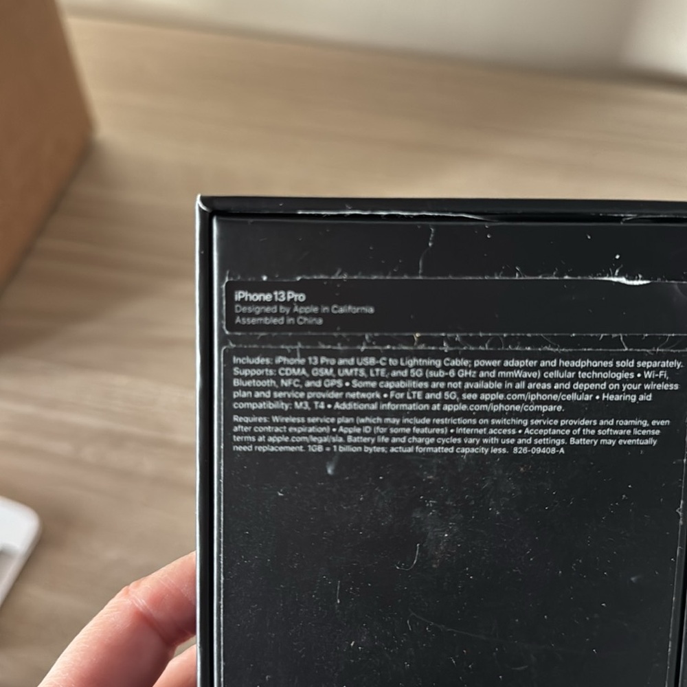 iPhone 13 Pro Empty Box with New Lightening Charging Wire - Picture 4 of 4
